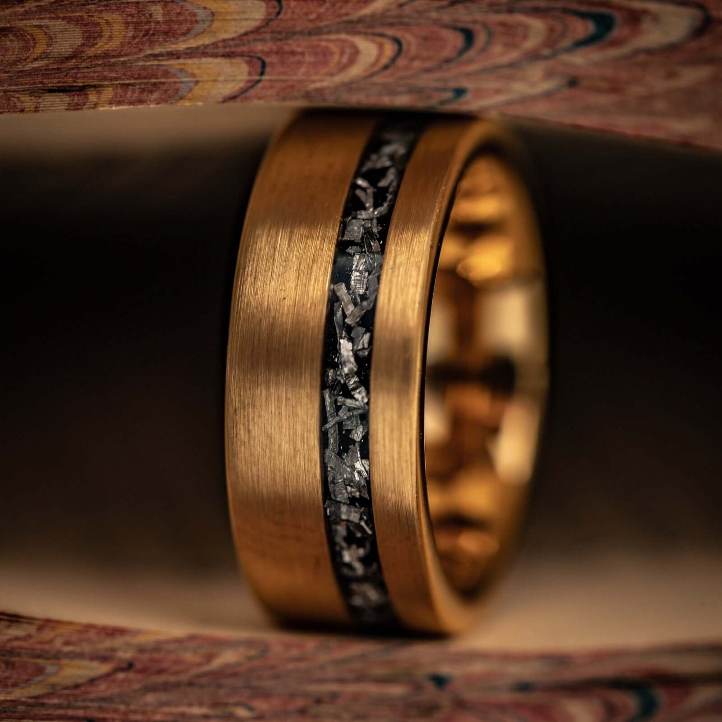 Genuine meteorite inlaid of yellow gold tungsten ring