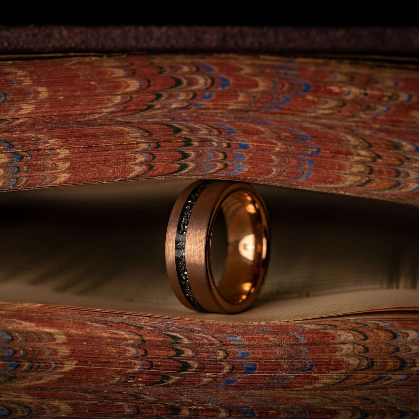 Elegant wedding ring set featuring real meteorite and rose gold for couples.