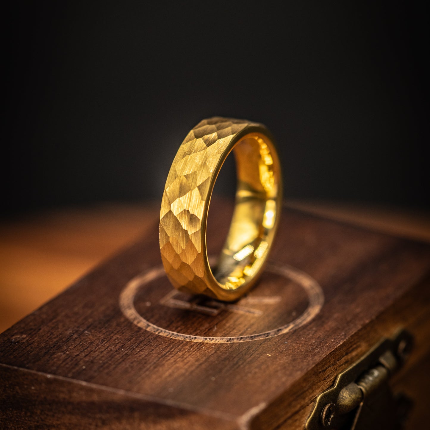 HAMMERED GOLD WEDDING 6mm Ring, 18K Yellow Gold Wedding Band, Men's Engagement Ring, Hammered Ring, Gold Tungsten Ring, Men's Wedding Band